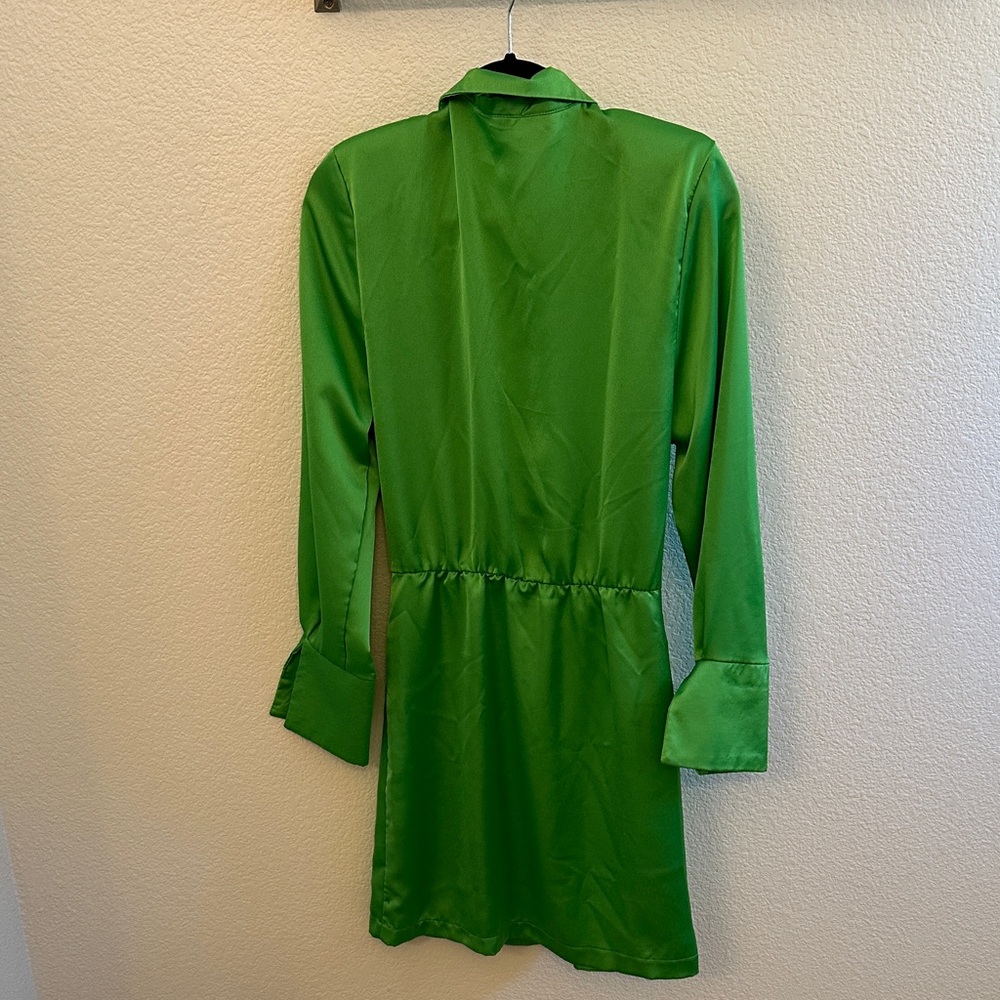 SHEIN Vibrant Green Long Sleeve Dress - Picture 9 of 9